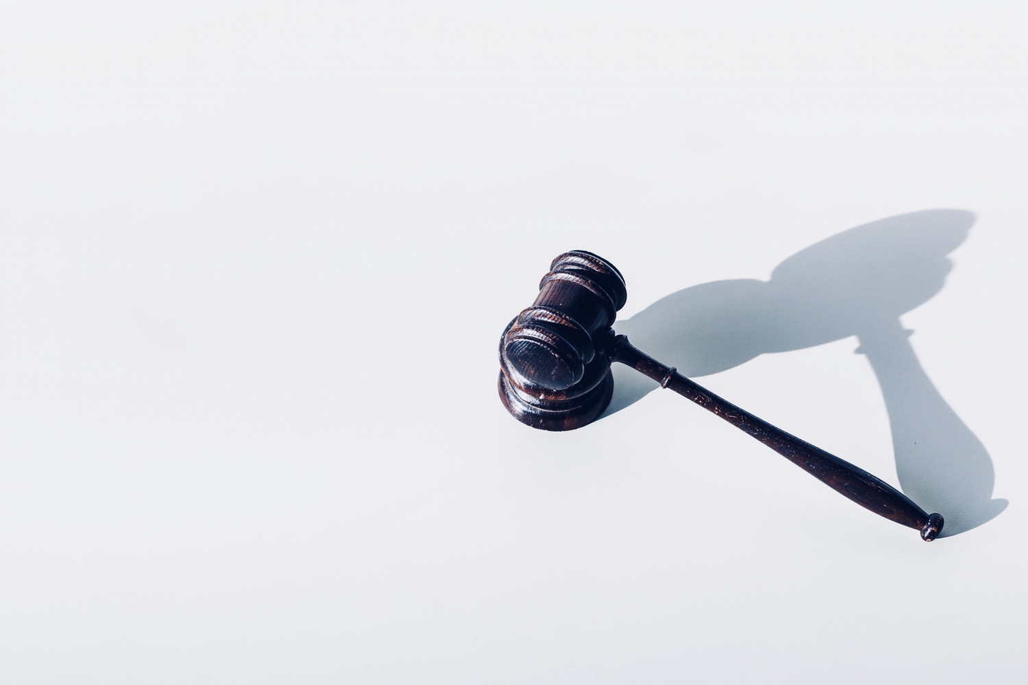 Affaire Tapie: Les démêlés d'un « sauveur d'entreprise » confronté  désormais à une procédure de liquidation judiciaire